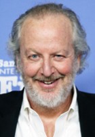 Daniel Stern / Oficer Richard Lymangood