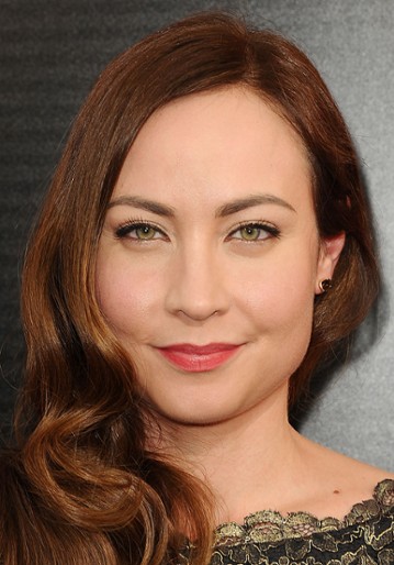 Courtney Ford / Tracy Chiles