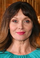 Essie Davis / Vera