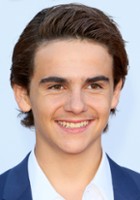 Jack Dylan Grazer / Steven