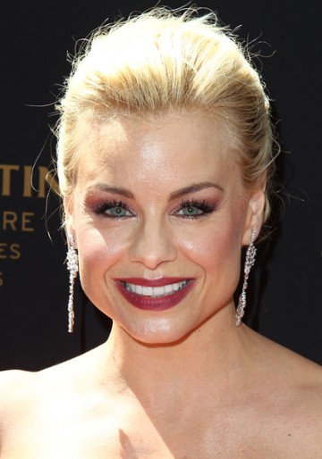 Jessica Collins / Diane
