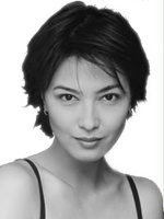 Alexandra Bokyun Chun / Detektyw Julie Kim