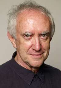 Jonathan Pryce 
