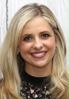 Sarah Michelle Gellar / Helen Shivers