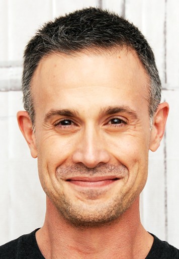 Freddie Prinze Jr. w Gwiezdne wojny: Parszywa zgraja