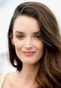 Charlotte Le Bon 