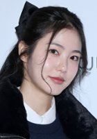 Ye-eun Shin / Młoda Yeon-ji Park