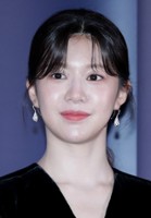 Youn-jung Go / So-hyeon Kim