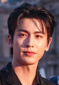 Linghe Zhang 