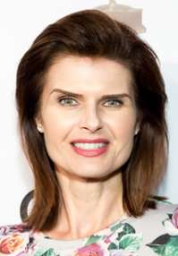 Carrie Genzel 