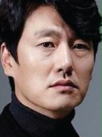Kim Seon-bin / Policjant