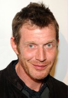 Jason Flemyng / Tom