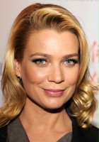 Laurie Holden / Pani Reyes