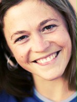 Katie Brown / 
