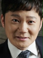 Seung-dae Lim / Szef kawiarni