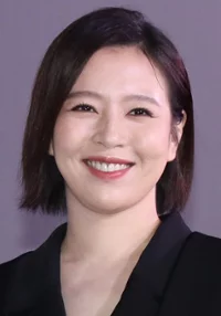 Esther Liu 