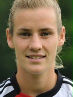 Simone Laudehr 