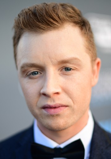 Noel Fisher / Teddy Parker