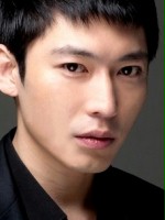 Je-woo Choi / Detektyw Lee