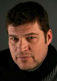 Brad William Henke 