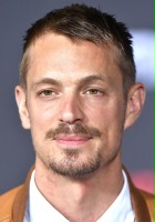 Joel Kinnaman / Alex Murphy / RoboCop