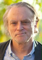 Brad Dourif / Sprzedawca na targu