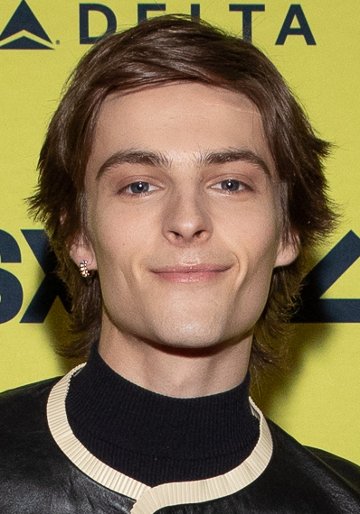 Corey Fogelmanis / Brett