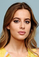 Nadia Parkes / Annalise