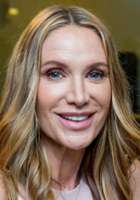 Kelly Lynch