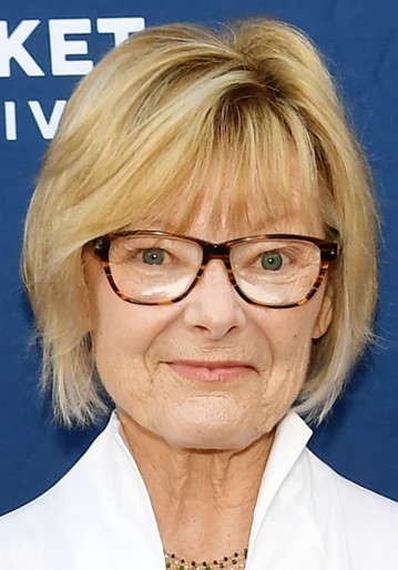 Jane Curtin / Marie