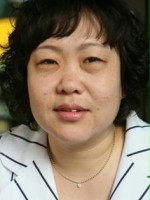 Jeong-min Hwang / Asystentka No