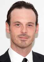 Scoot McNairy / Mężczyzna na przystani