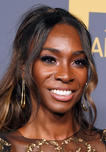 Angelica Ross / Aptekarka