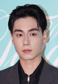 Yitian Hu 