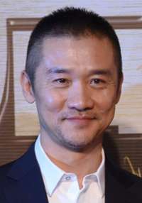 Zhi-zhong Huang 