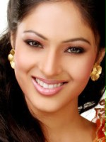 Nikeesha Patel / Madhumathi