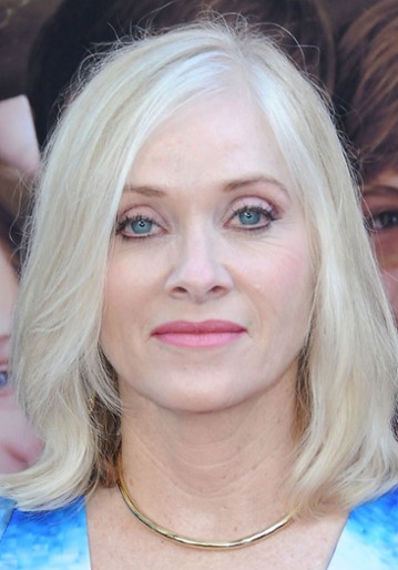 Barbara Crampton / Betty