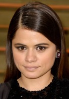 Melonie Diaz / Cristina