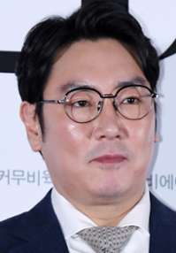 Jin-woong Cho 