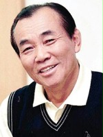 Taek-jo Yang / Dyrektor więzienia