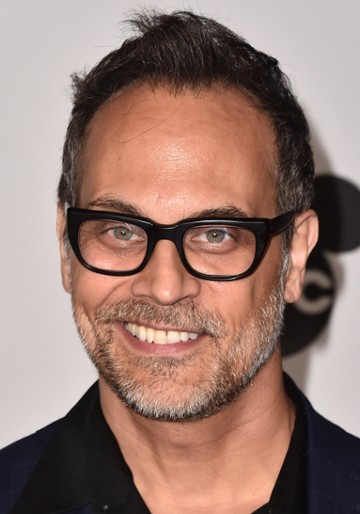 Todd Stashwick / Hugh Ellis