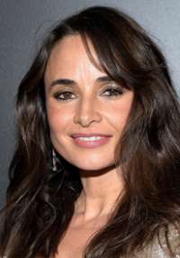 Mía Maestro 
