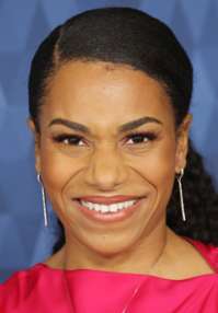 Kelly McCreary 