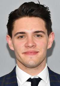 Casey Cott 