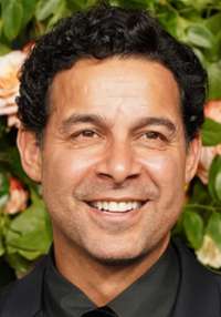 Jon Huertas 