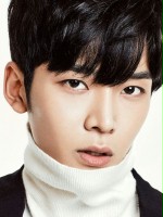 Rowoon / Wi-jin Choi - młodszy brat Michaela