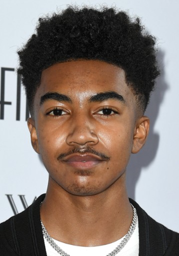 Miles Brown / Młody Ekko