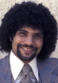 Robert Hegyes 
