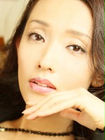 Kumiko Hara 