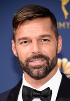 Ricky Martin / Robert